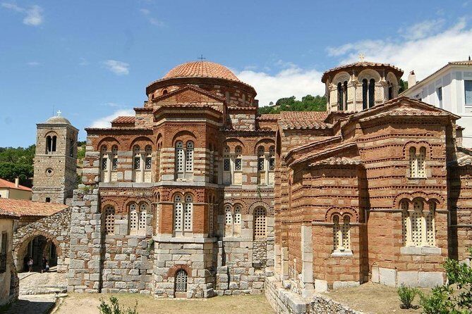 Exclusive Private Tour To Delphi Visit Delphi, Arachova, Monastery Osios Loukas - Who Should Consider This Tour?