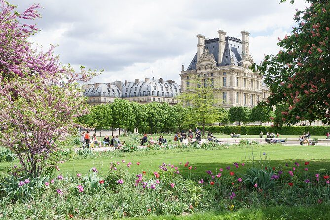 Exclusive Semi-Private Louvre Tour with Mona Lisa, Max 6 People - Key Points