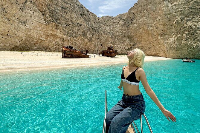 Exclusive Shipwreck & Blue caves Tour : Up to 10 guests - A Close-Up View of the Zakynthos Shipwreck & Blue Caves Tour