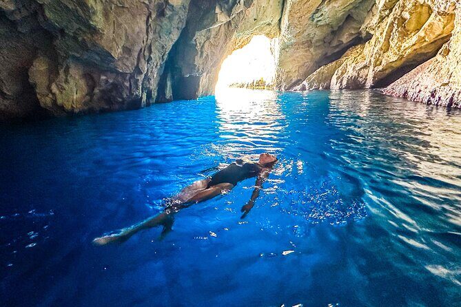 Exclusive Shipwreck & Blue caves Tour : Up to 10 guests - Exploring the Zakynthos Shipwreck & Blue Caves Tour in Detail