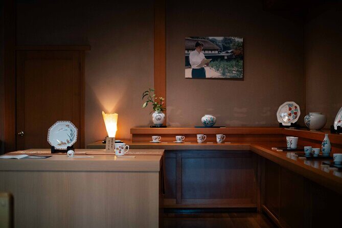 Exclusive Tour of Kakiemon Kiln and the Art of Nigoshide - Key Points