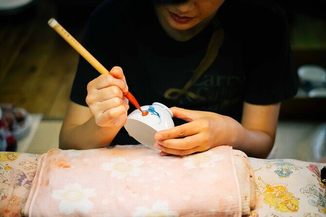 Exclusive Tour of Kakiemon Kiln and the Art of Nigoshide - An In-Depth Look at the Kakiemon Kiln Tour