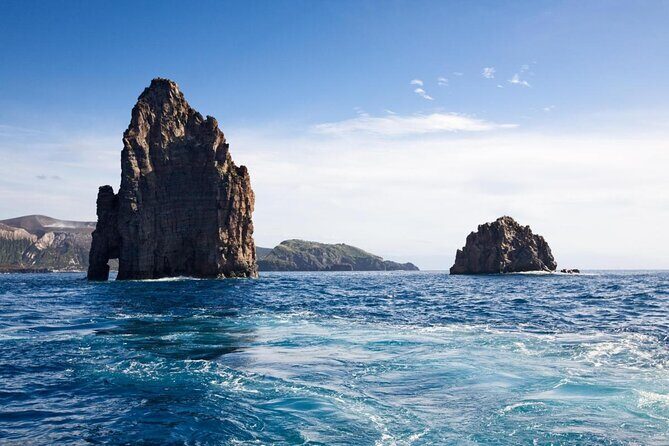 Exclusive tour of Stromboli island, Boat tour with Pasqualo - FAQ