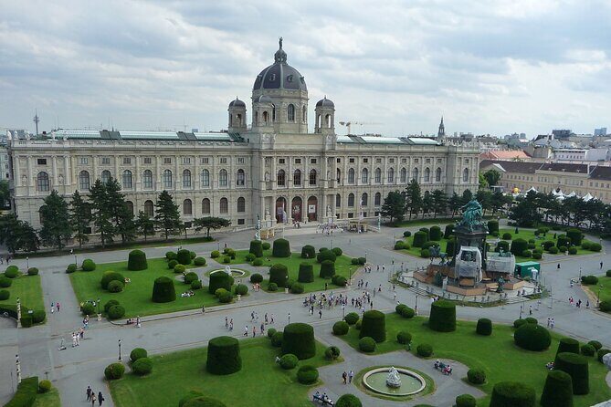 Exclusive Vienna Old Town Highlights Walking Tour (max. 6 persons) - Exploring Vienna’s Old Town in Close Detail