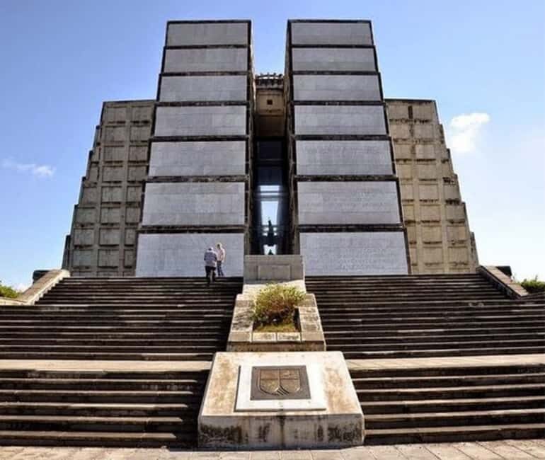 Exclusive VIP Excursion: Santo Domingo from Punta Cana  Private Service - Who Should Consider This Tour?
