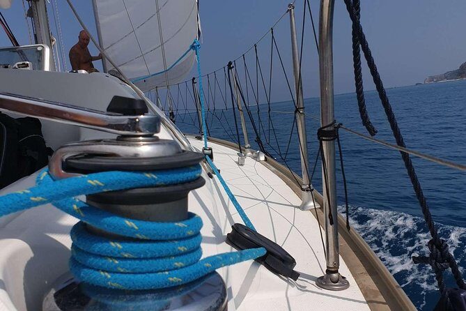 Excursion by Sailing Yacht - Price and Value Analysis