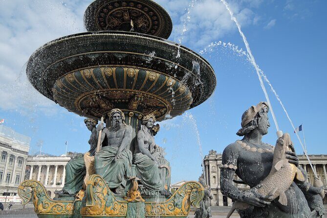 Excursion to discover the Versailles Monarchy - Exploring the Versailles Monarchy: A Detailed Look
