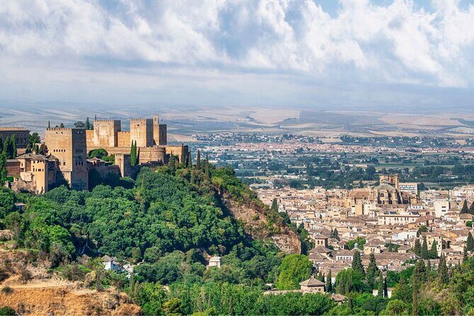 Excursion to Granada from Malaga - Practical Tips for Travelers