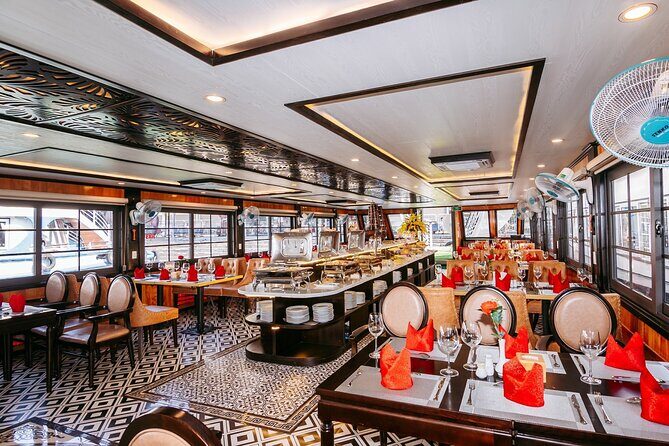 Excursion to Ha Long Bay with Titop Island and kayaking in Luon Cave - Key Points