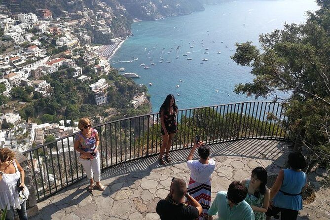 Excursion to the Amalfi Coast with 1-hour boat tour - FAQs