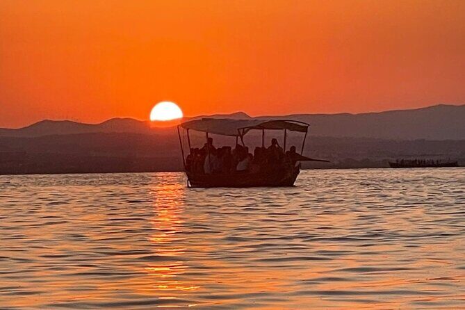Excursion to the lagoon, sunset and boat ride. - Exploring Valencia’s Hidden Side: A Detailed Review of the Lagoon, Sunset, and Boat Ride Tour