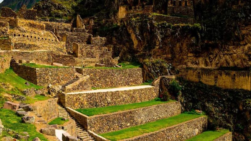 Excursion to the Sacred Valley of the Incas - Experienced travelers and curious explorers, this tour offers a comprehensive journey through the heart of the Inca civilization. For just $24 per person, you’ll spend roughly 12.5 hours uncovering the treasures of the Sacred Valley, including iconic sites like Písac, Ollantaytambo, and Moray. Guided in Spanish (with English options), it’s a value-packed way to see some of Peru’s most significant archaeological and cultural highlights.