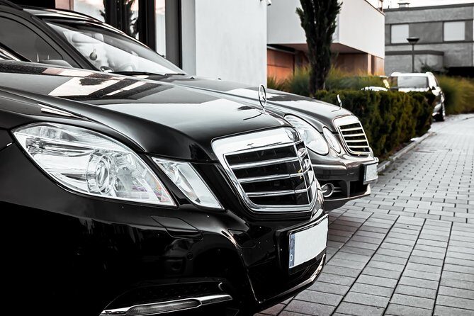 Executive Private London Departure Transfer - Hotel / Accommodation to Airport - A Comfortable End to Your London Visit: Executive Private Departure Transfer