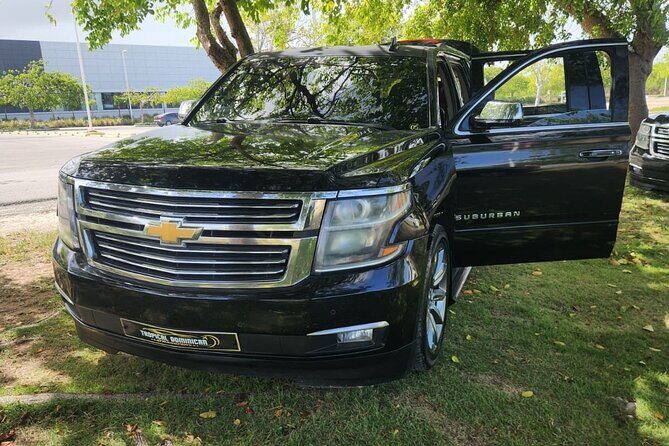 Executive Transfer from Punta Cana Airport (PUJ) - First Impressions: A Smooth Start to Your Dominican Adventure
