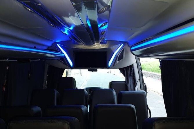 Executive Van 15 GRU Airport/SP capital. - The Sum Up