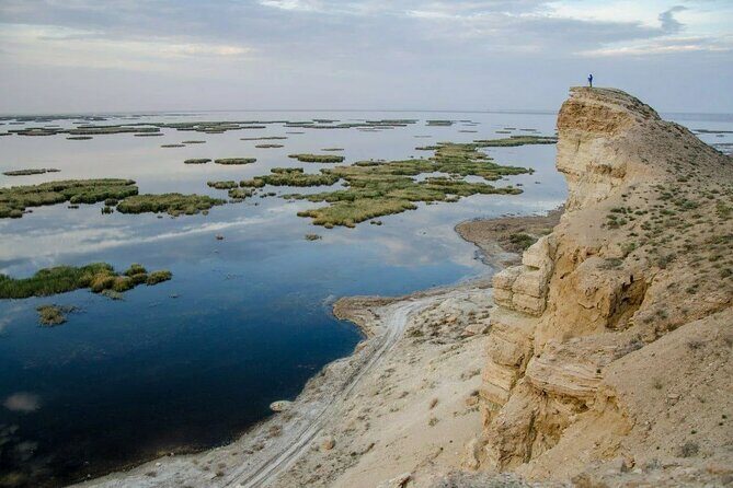 Experience a Breathtaking Sunset at Aral Sea with Friendly People - In-Depth Review of the Aral Sea Sunset Tour