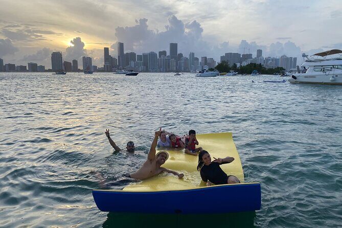 Experience a fun private boat tour cruising Miami Skyline + more - A Closer Look at the Miami Private Boat Tour