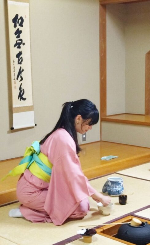 Experience an authentic tea ceremony in kimono (near Osaka Castle) - Should you book this tea ceremony?