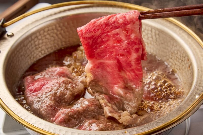 Experience Authentic Japanese Sukiyaki in Vibrant Dotonbori, Osaka - Finding the restaurant in Dotonbori