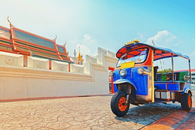 Experience Bangkok with typical Thai tuk-tuk - The Sum Up