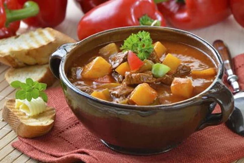 Experience Bosnian Cuisine: Learn to Make Lonac & Hurmasice - Practical Details and Tips