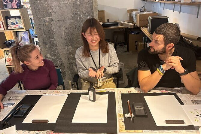 Experience Calligraphy and Create a Unique Souvenir! - A Hands-On Dive into Japanese Calligraphy