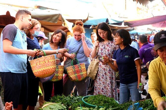 Experience Local Market and Boat Ride with Cooking Class - Why This Tour Offers Good Value