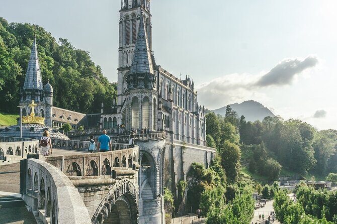 Experience Lourdes: Guided Tour & Convenient Transport - A Deep Dive into the Lourdes Tour Experience