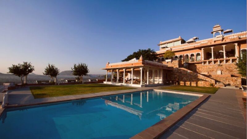 Experience Luxury: Private Museum, Vintage Car Ride - Potential Drawbacks