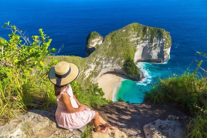 Experience T-Rex Beach in Nusa Penida - A Closer Look at the Nusa Penida Tour Experience