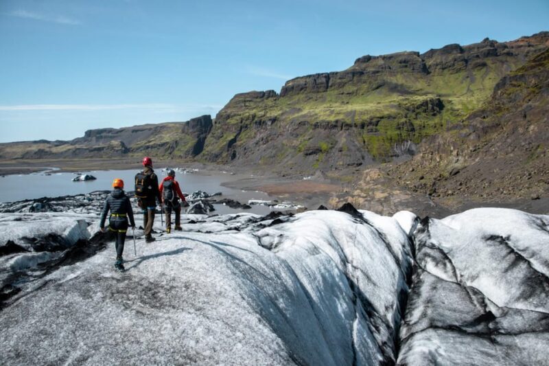 Experience the glacier in micro group - What makes this glacier hike stand out?