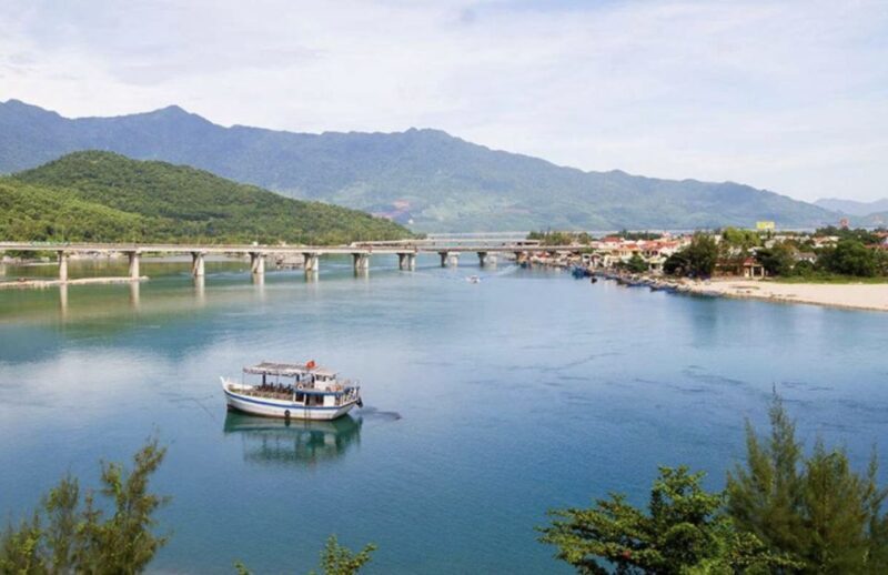 Experience the Incredible Hai Van Pass & the Lady Buddha - Key Points