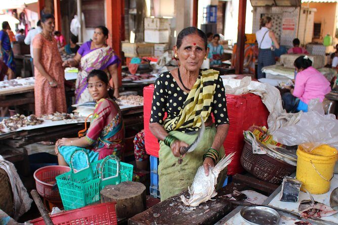 Experience the Off Beat and Alternative Tour of Mumbai! - Key Points