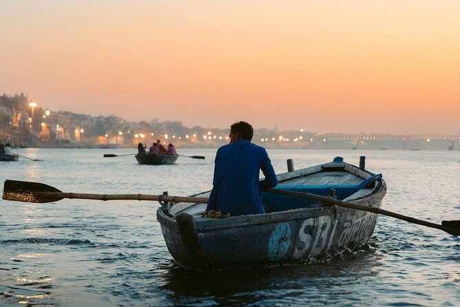 Experience Varanasi Tour: 1 day Private Guided Tour - FAQs