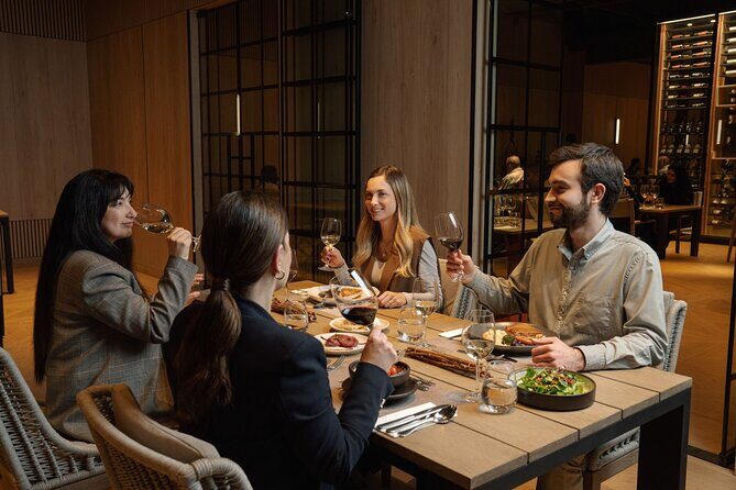 Experiencia Nocturna Casillero del Diablo + Cena - A Deep Dive into the Experience