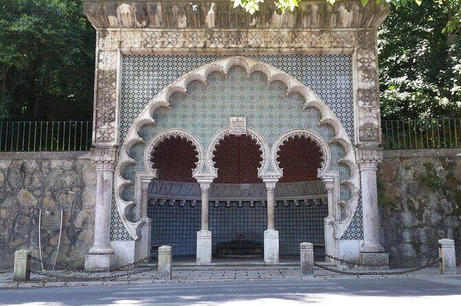 Expert Sintra, Qt. da Regaleira Guided, Pena Palace, Highlights - A Deep Dive into the Sintra Experience