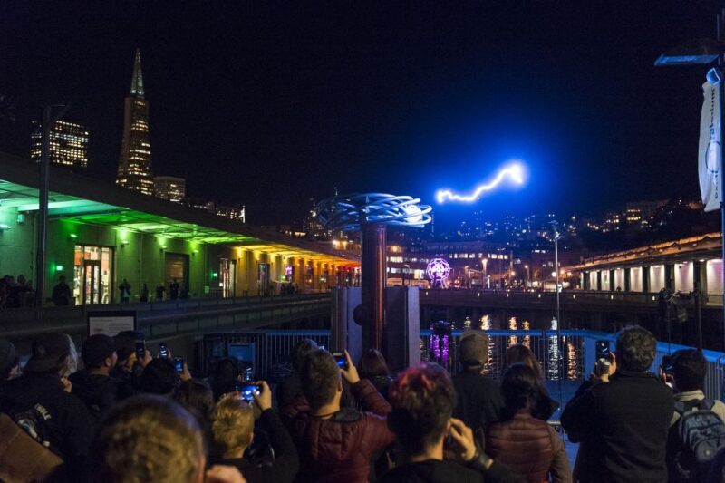 Exploratorium San Francisco: Adult-Only After Dark Admission - What the Experience Looks Like