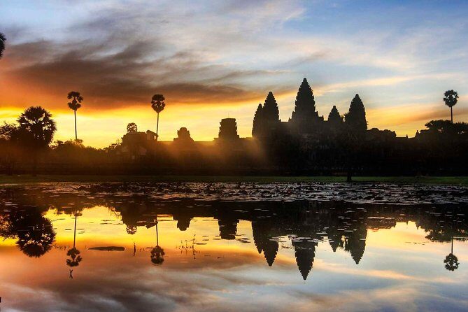 Explore Angkor Wat Temple , Bayon Temple and Jungle Temple Ta-Prohm - Who Should Book This Tour?