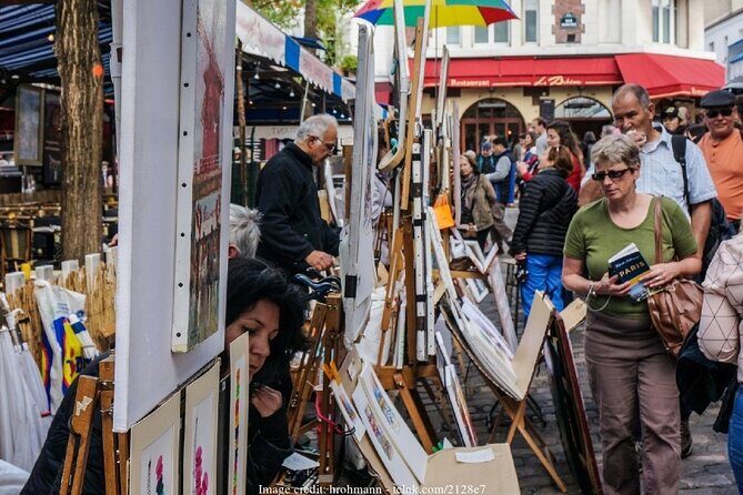 Explore Bohemian Montmartre: Private Half-Day Walking Tour - Detailed Breakdown of the Tour Experience