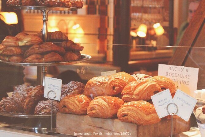 Explore Bohemian Montmartre: Private Half-Day Walking Tour - The Sum Up