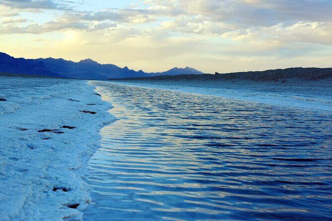 Explore Bonneville Salt Flats Journey to the Edge of the World - Key Points