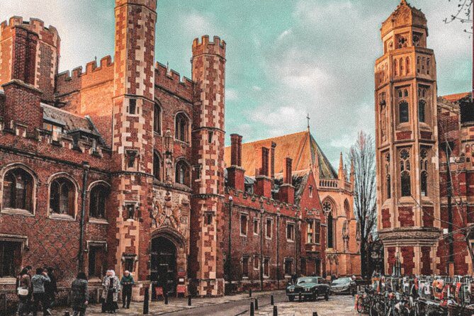 Explore Cambridge Student Life & Top Colleges Walking Tour - Key Points