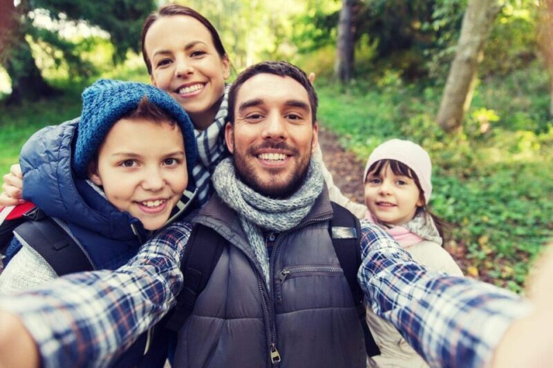 Explore Cambridge with Family  Private Walking Tour - Exploring Cambridge Market & Local Life