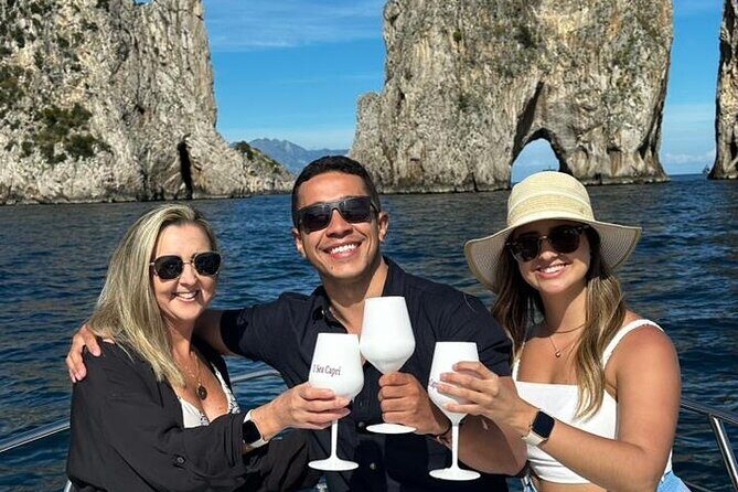 Explore Capri in 3 hours with Private Boat - A Deep Dive into the Capri Private Boat Tour