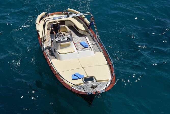 Explore Capri & Positano: Private Boat Tour from Sorrento - Discovering the Charm of the Amalfi Coast on a Private Boat Tour from Sorrento