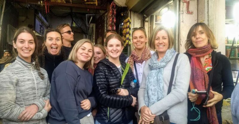 Explore Delhi's Shopper's Paradise-Bargain & Shop Like a Pro - Unpacking the Full Experience