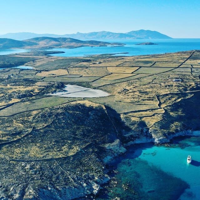 Explore Delos & Rhenia - Explore Delos & Rhenia: A Practical Guide to an Authentic Greek Island Adventure