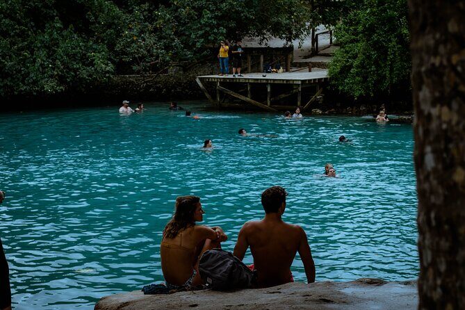 Explore Discover and Indulge Efate Tour - A Closer Look at the Efate Tour Experience