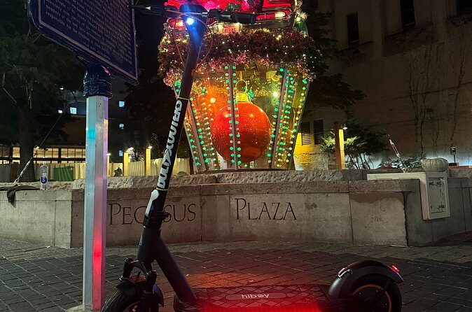 Explore Downtown Houston by Max Pro E Scooter - FAQ
