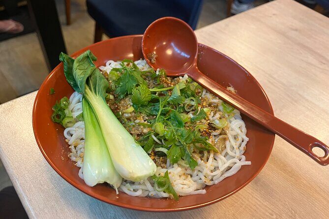Explore Edinburgh's Asian Quarter & Local Scottish Cuisine - A Deep Dive Into the Edinburgh Food Tour